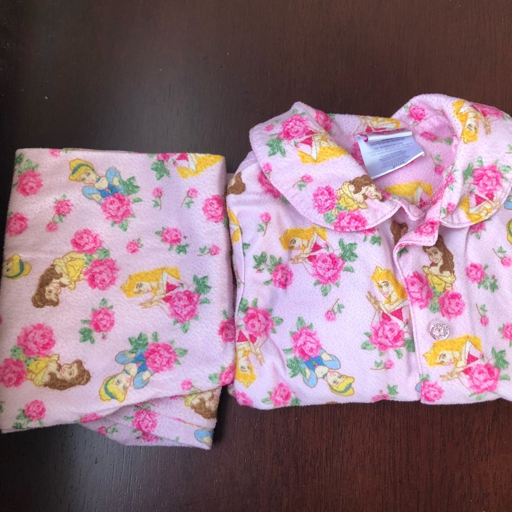 Girls Disney Princess Pajamas